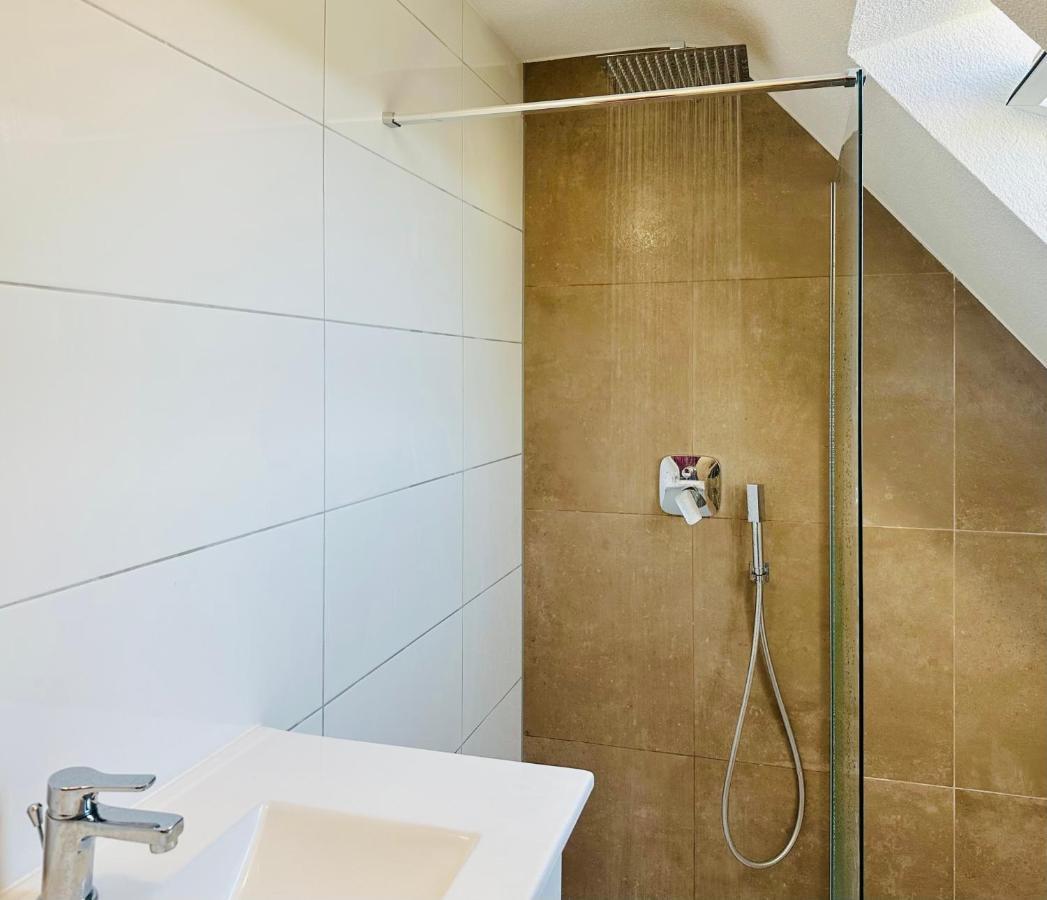 Bergblick-Apartment Istayunixi Seenaehe-Workspace-Netflix I Keine Monteure Фрідріхсгафен Екстер'єр фото